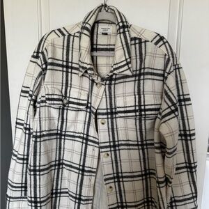 American Eagle Plaid Shacket Jacket - Cream and Black
